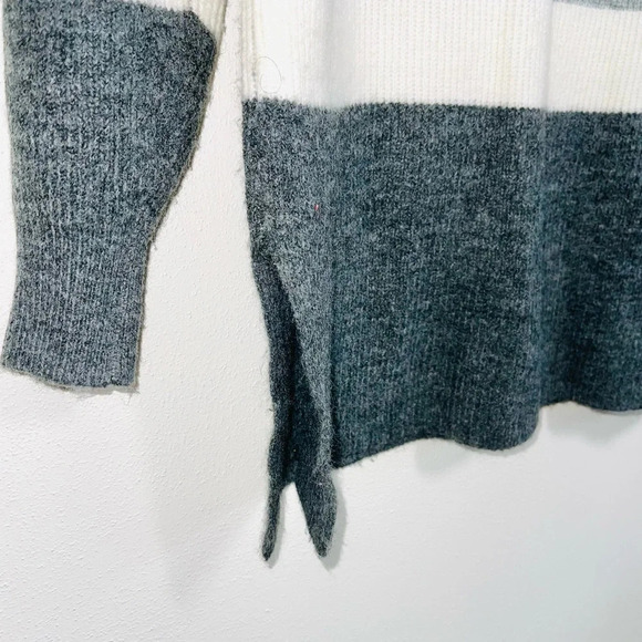 LOFT Gray & White Striped Quarter Zip Tunic Sweater Small Petite Women’s - Picture 7 of 12
